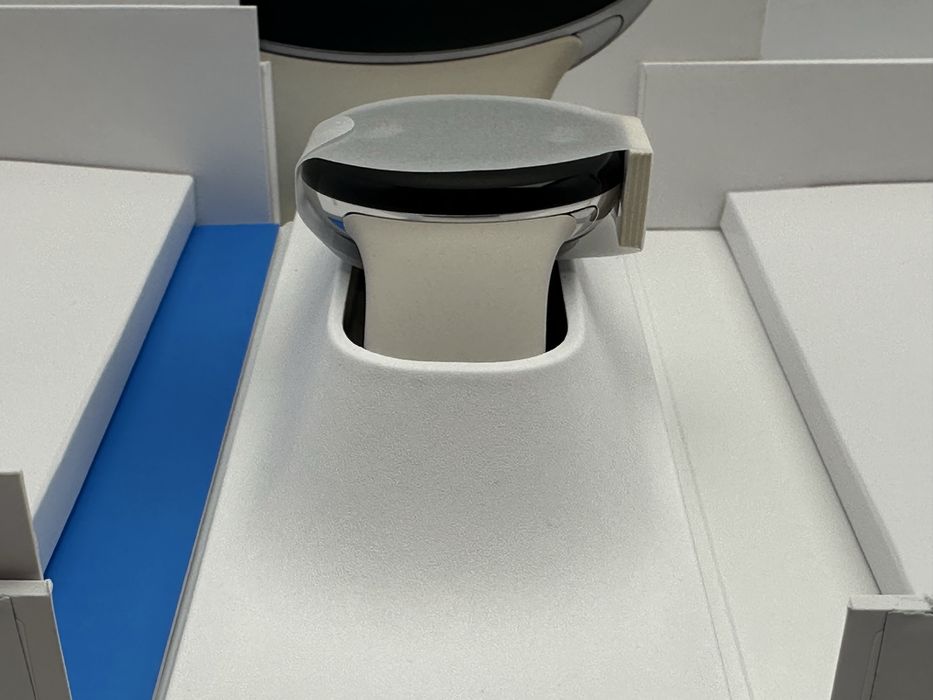 Смарт-годинник Google Pixel Watch 2