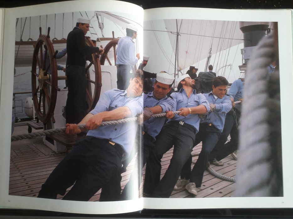 Livros "Navio escola Sagres" e "Portugal and the Sea"
