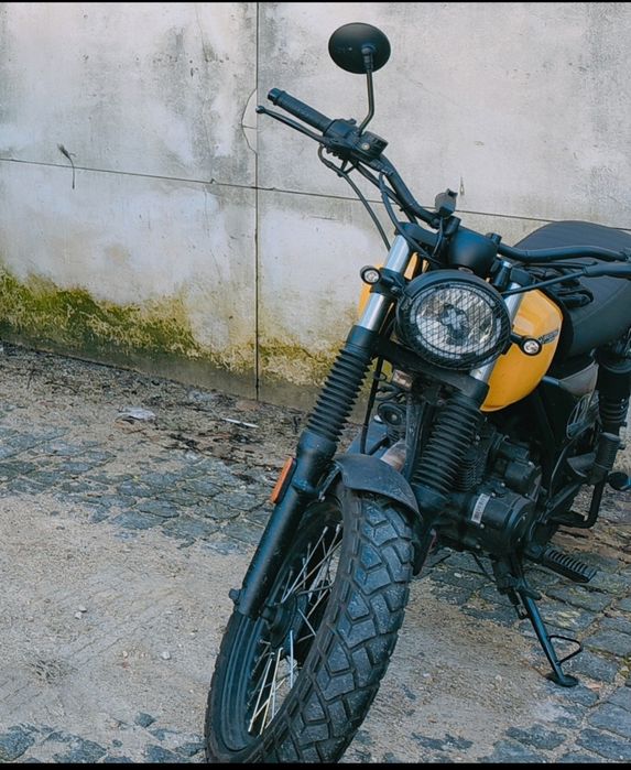 Brixton Cromwell 125
