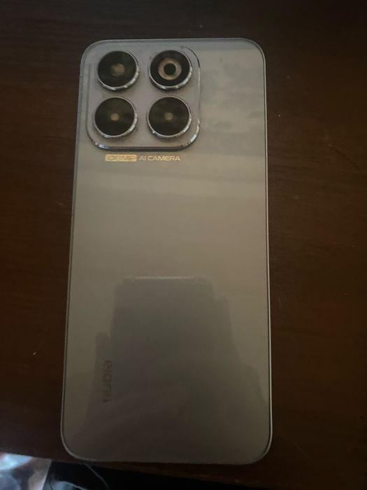 Nubia v70 в идеальном состоянии