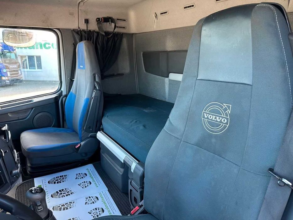 Лісовоз Volvo FH 480 6x4 надійніша за Man Daf Scania Mercedes з краном