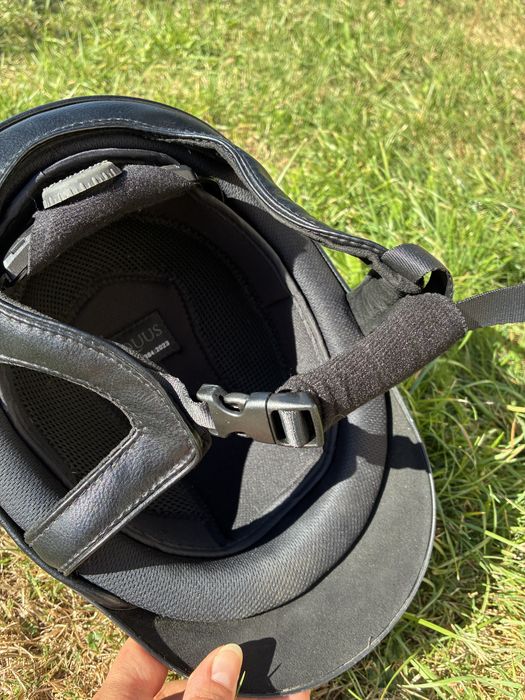 Kask jeździecki Equus czarny z brokatem S 53-56 cm