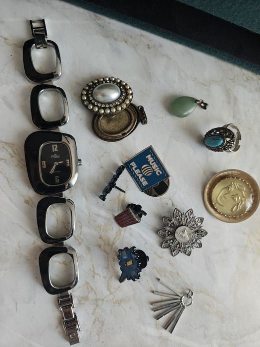 Stara biżuteria mix w kasetce