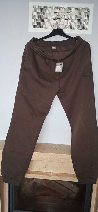 (L-Duże) PUMA spodnie dresowe sportowe 683217, 16 brąz, super jakość.