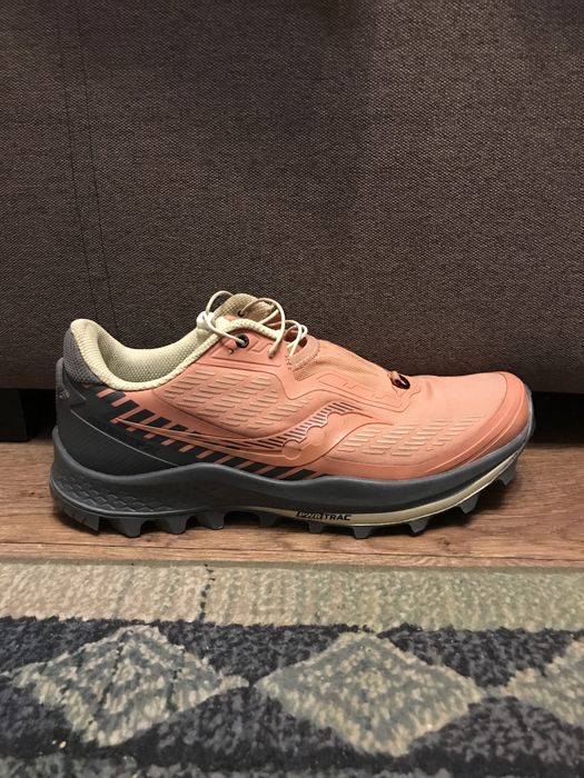 Кроссовки Saucony  Trail