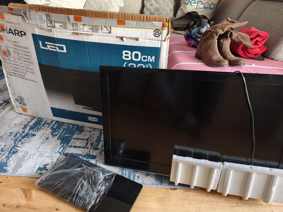 Telewizor Sharp  32"