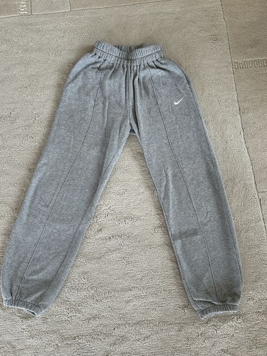 Спортивні штани Nike