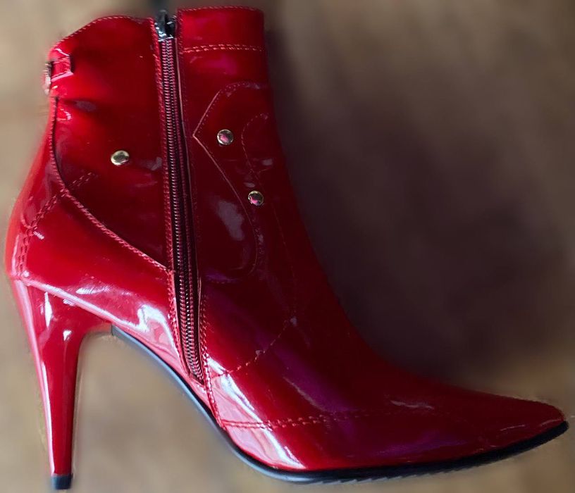 Черевики лаковані шкіра