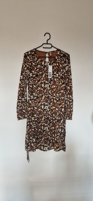 Wiosenna sukienka Sofia w centki z paskiem JDY r. XS /S