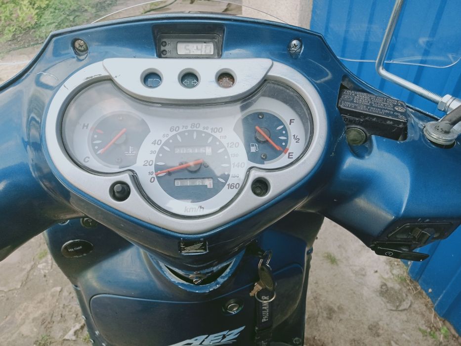 Скутер honda sh150