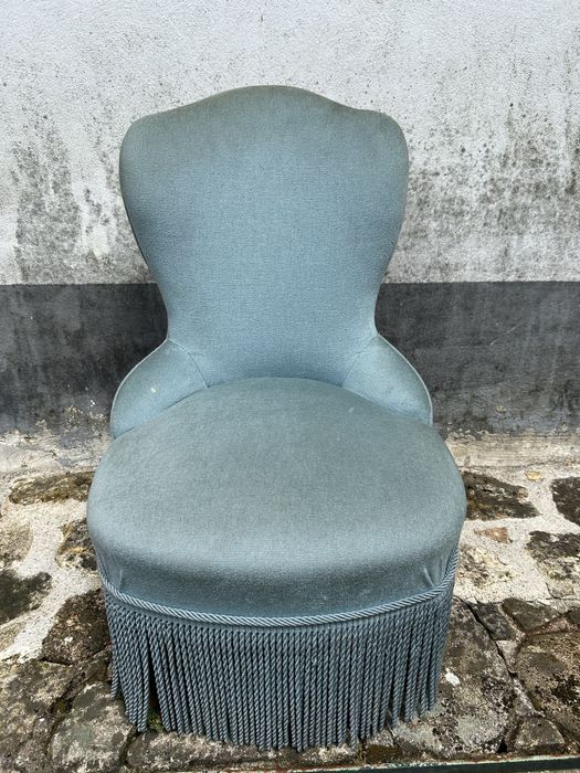 Senhorinha antiga em veludo