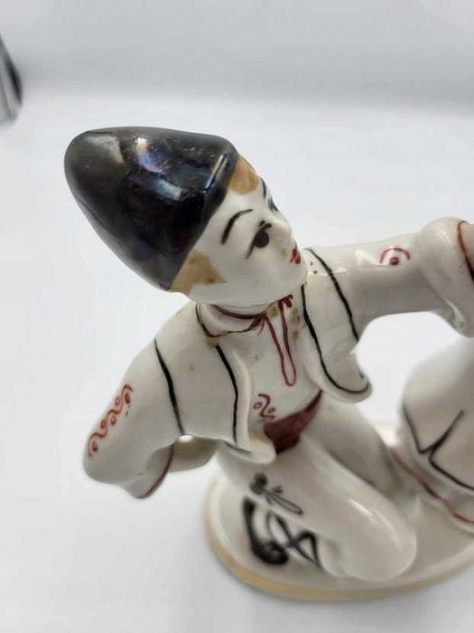 Figurka porcelanowa tancerze góral,Macedonia