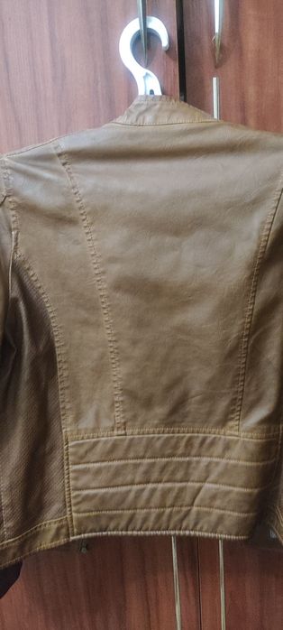 Куртка шкіряна, чоловіча.