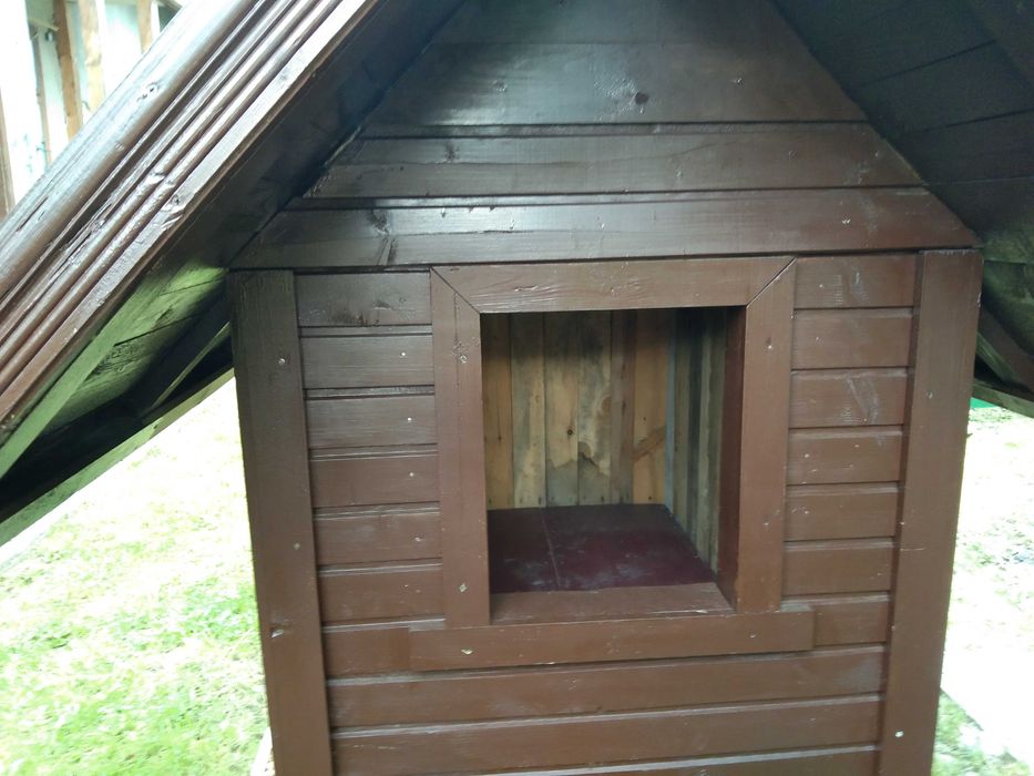 Продам будку для пса.