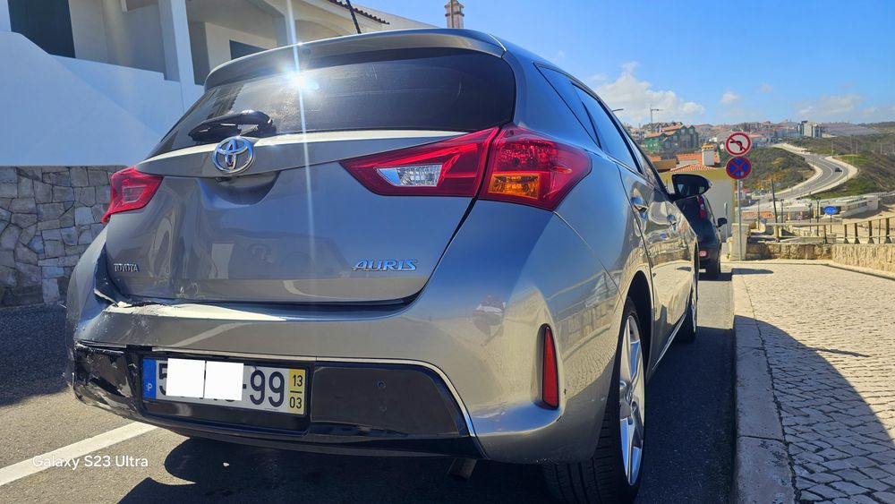 RESERVADO  Toyota Auris  1.4 D4D (Pack Sport+ Navi) 42 Mil Quilometros