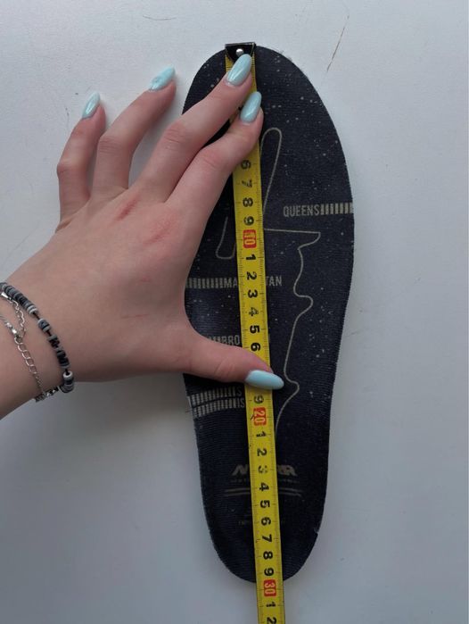 Кросівки New Balance 860v8