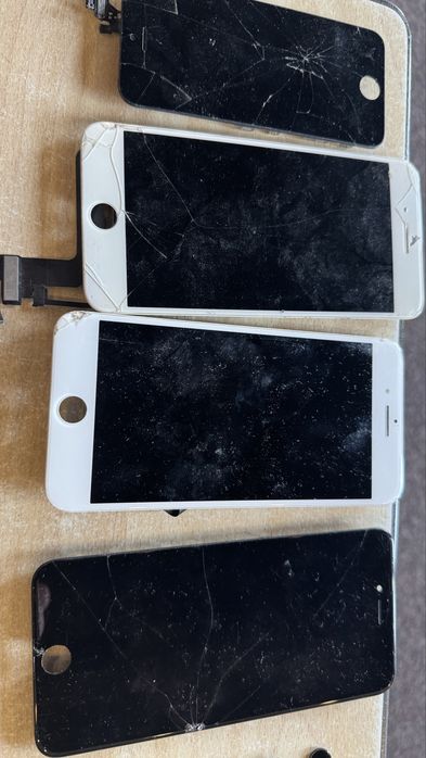 Айфони б/У і запчастини до них