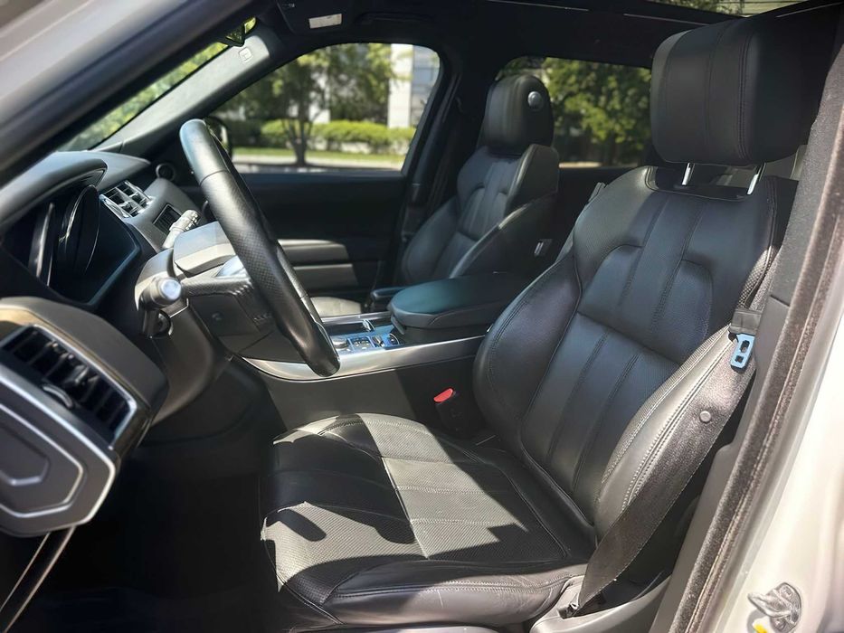 Land Rover Range Rover Sport HSE      2016