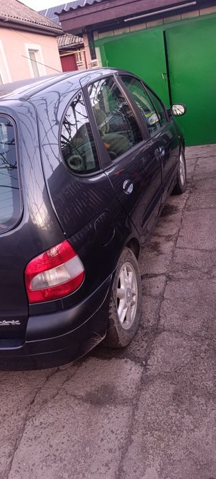 Продам Renault Scenic I (французький затишок та економія)Пропоную надійний, дуже місткий та сімейний мінівен.