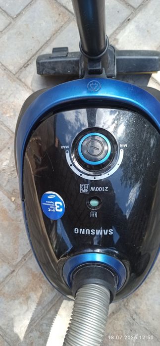 Продам пылесос Samsung 2000w.