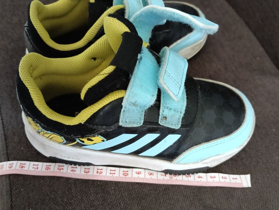 Buty chłopięce adidasy rozmiar 26