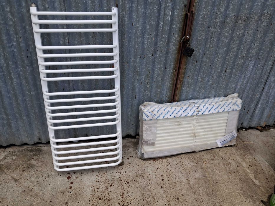 Grzejniki - łazienkowy 120x55, panelowy h900 x l400 t22