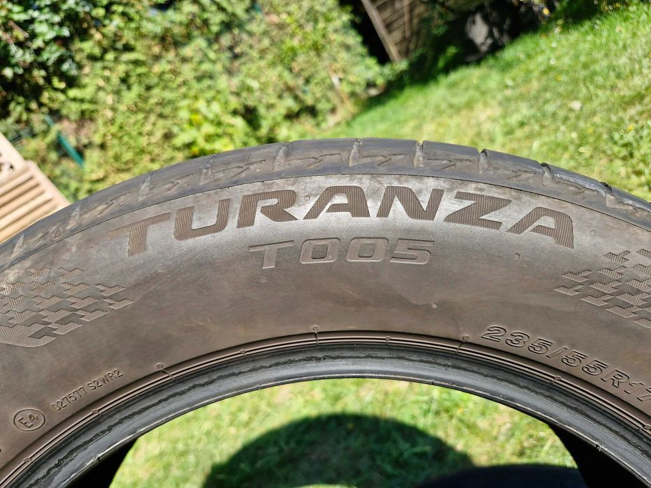 Opony letnie Bridgestone Turanza T005 235/55 R17