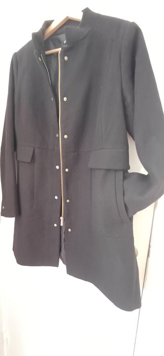 Sobretudo preto Stradivarius L – casaco comprido