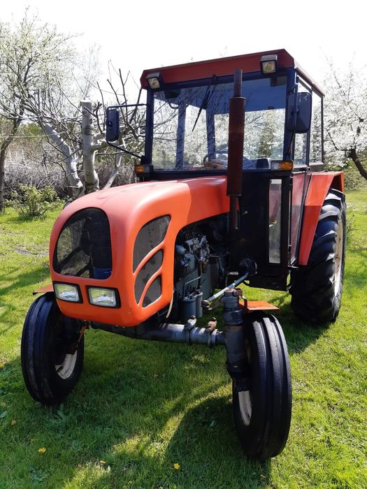 Zetor C 4011  Nowe opony tył