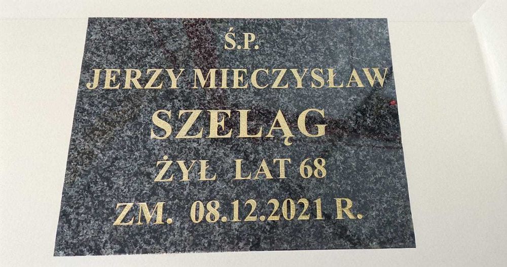 Nagrobek tablica nagrobna