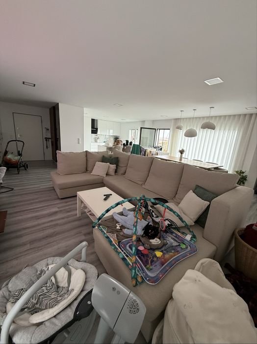 Sofá creme mesclado portugues