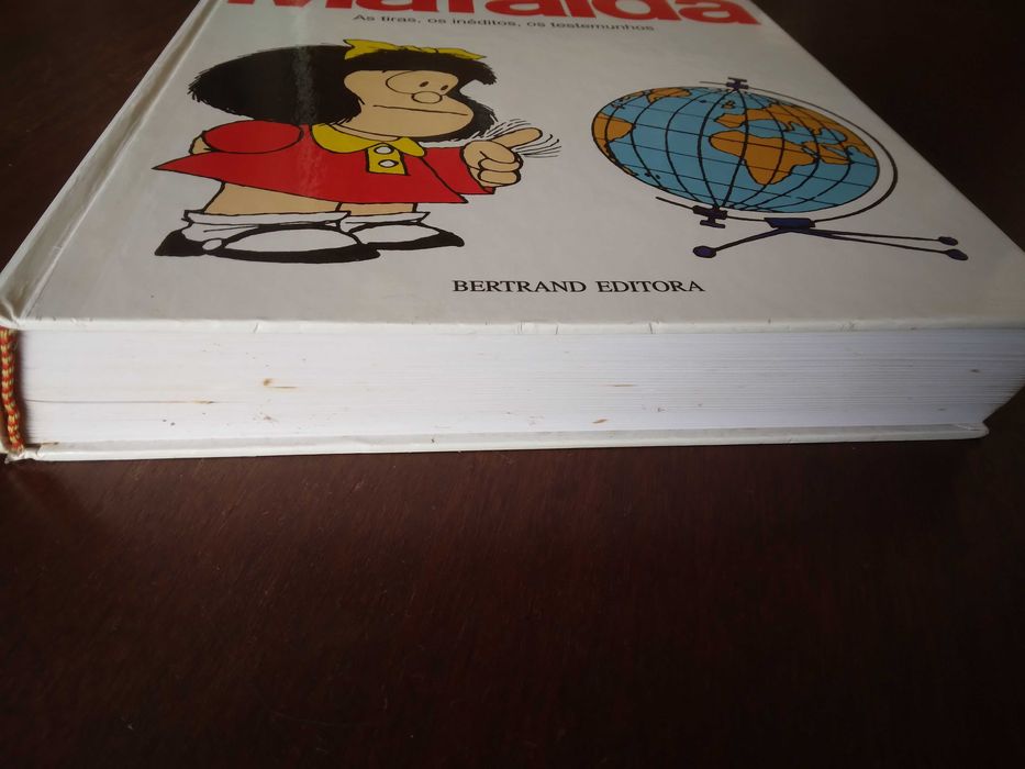 Livro " O mundo da Mafalda