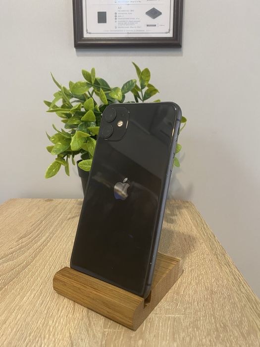 Продам Iphone 11 128 g