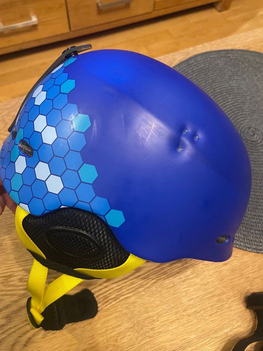 Kask narciarski  młodzieżowy