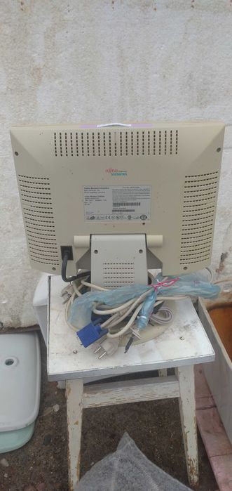 Монитор Fujitsu-Siemens C383FA