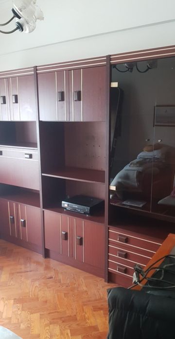 Móvel de sala composto por 3 módulos independentes