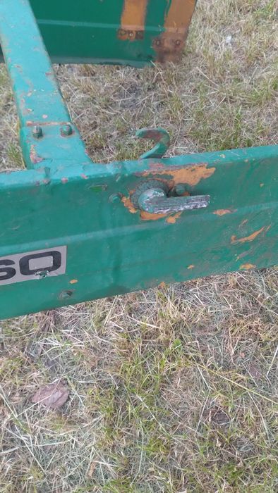 Maska grill atrapa ursus C-360 przód zamek