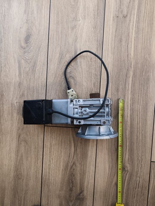 Motoreduktor 230v 1.30 obr/min