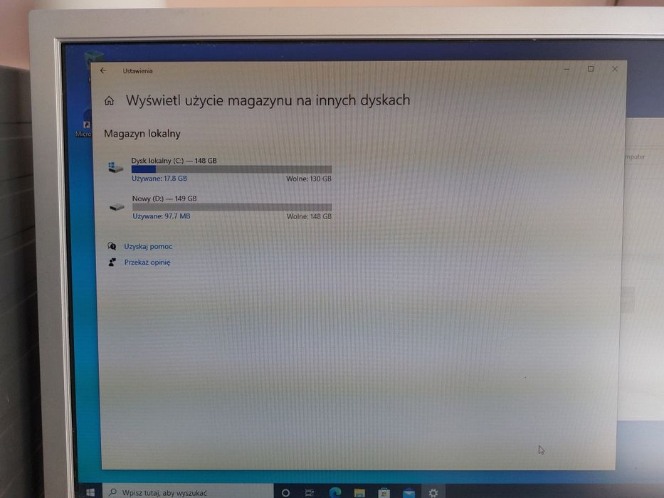 Komputer stacjonarny z monitorem plus głośniki i kamerka