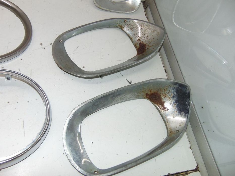 Antigos e clássicos aros de farol