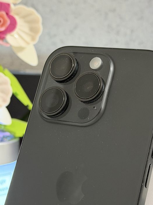 iPhone 16 Pro 128 GB Black Titanium