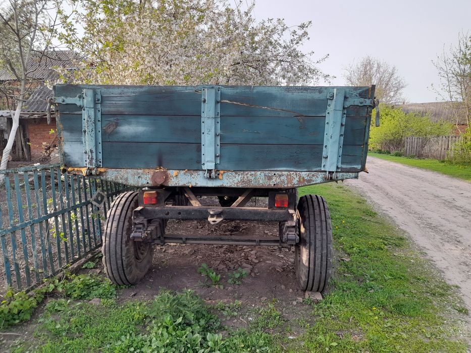 Продаю Трактор разом з ремарентом