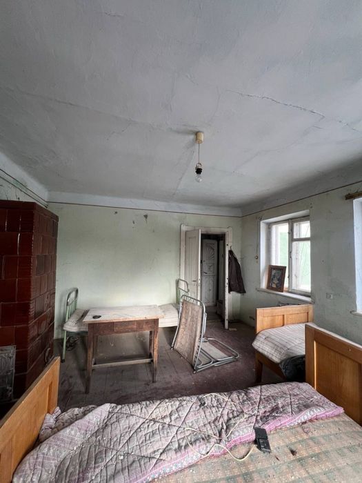 Будинок з ділянкою 15 соток біля Львова