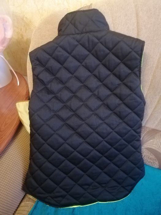 Женская двухсторонняя светоотражающая жилетка