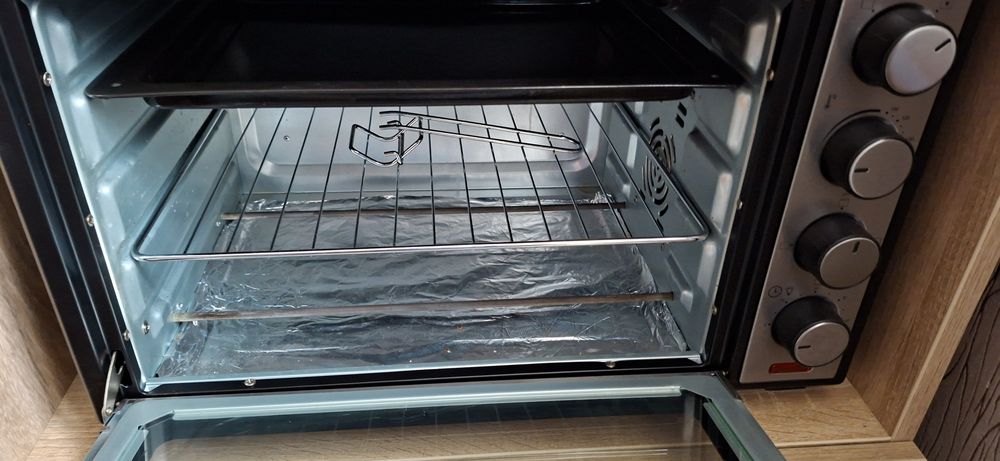 Духовка електропечь Ergo вместе с тумбой