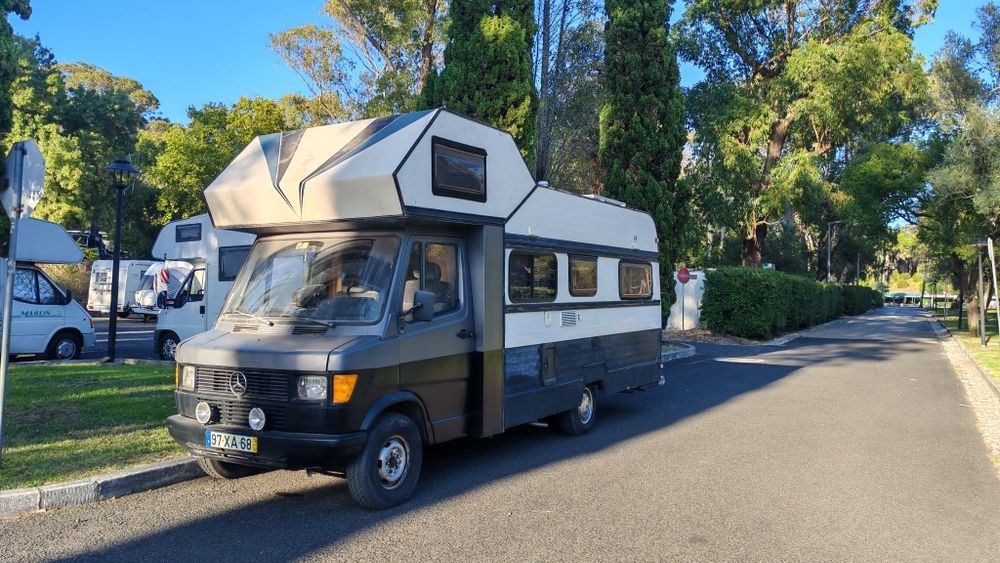 Rara Mercedes 308D (1978) LIGEIRA 8 Lugares – Mecânica Impecável e IPO Válida (Para Terminar Restauro)
