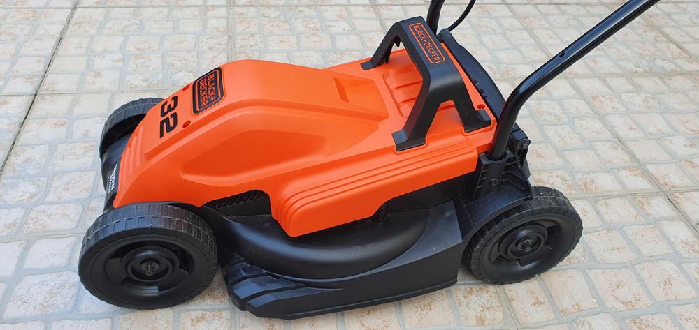 Corta Relva Black and Decker