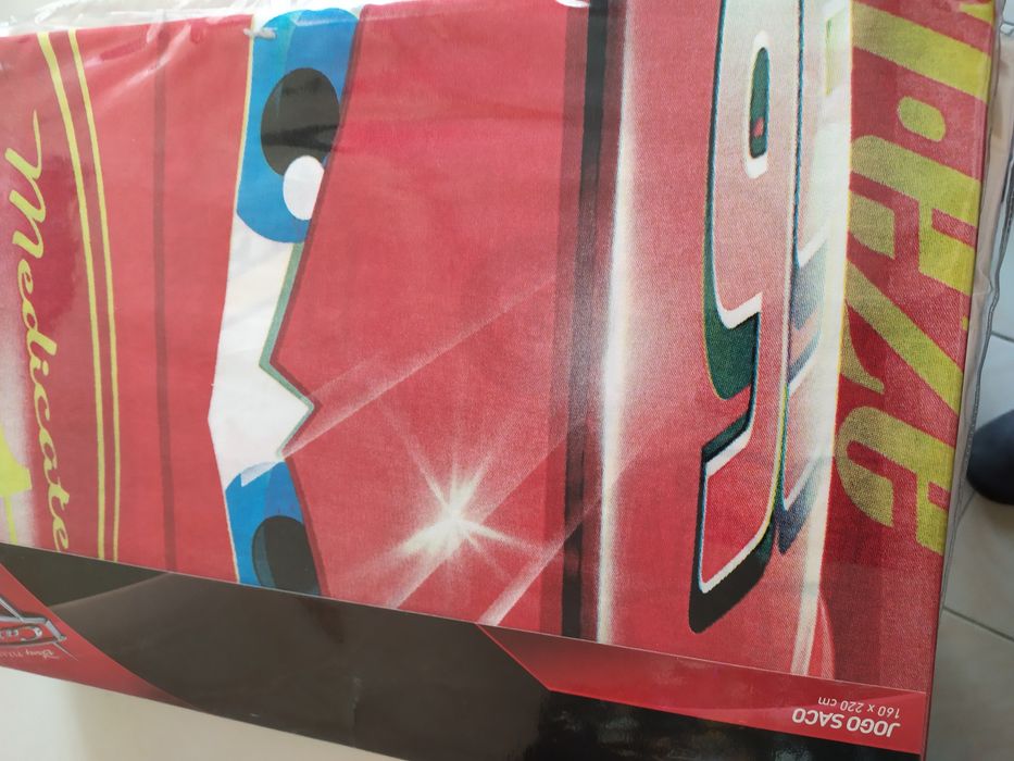 Capa de edredom e almofada