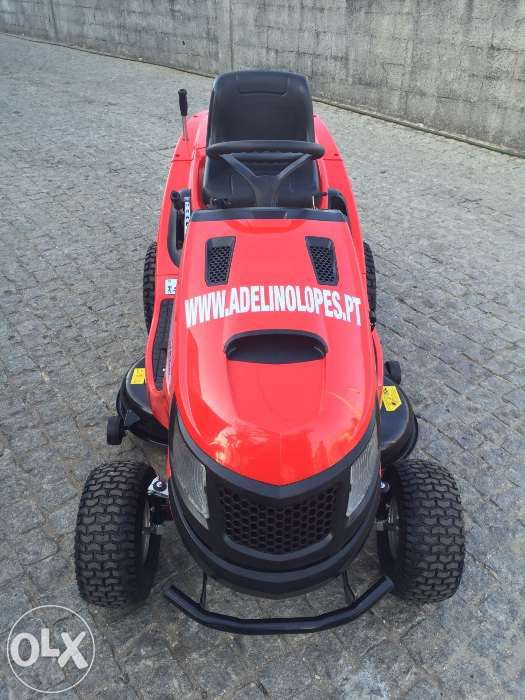 trator corta relva 16hp caixa hidrostatica com lâmina 102 cm