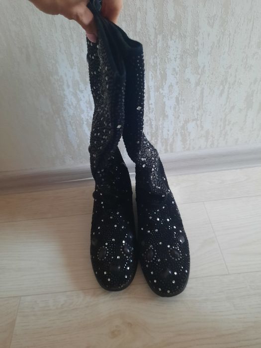 Сапожки  із камінцями Miu Miu